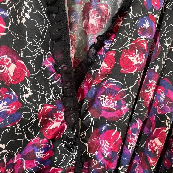 torrid Kimono Sleeve Midi Robe - Satin Floral Black Water Outline Floral 3X / 4X - Picture 13 of 16